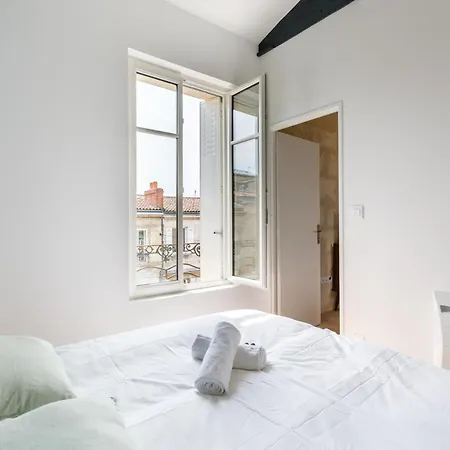 Magnifiques Appartements Climatises En Plein Coeur Des Chartrons Bordeaux Exterior photo