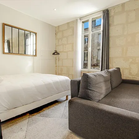 Magnifiques Appartements Climatises En Plein Coeur Des Chartrons Bordeaux Exterior photo