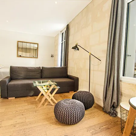 Magnifiques Appartements Climatises En Plein Coeur Des Chartrons Bordeaux Exterior photo